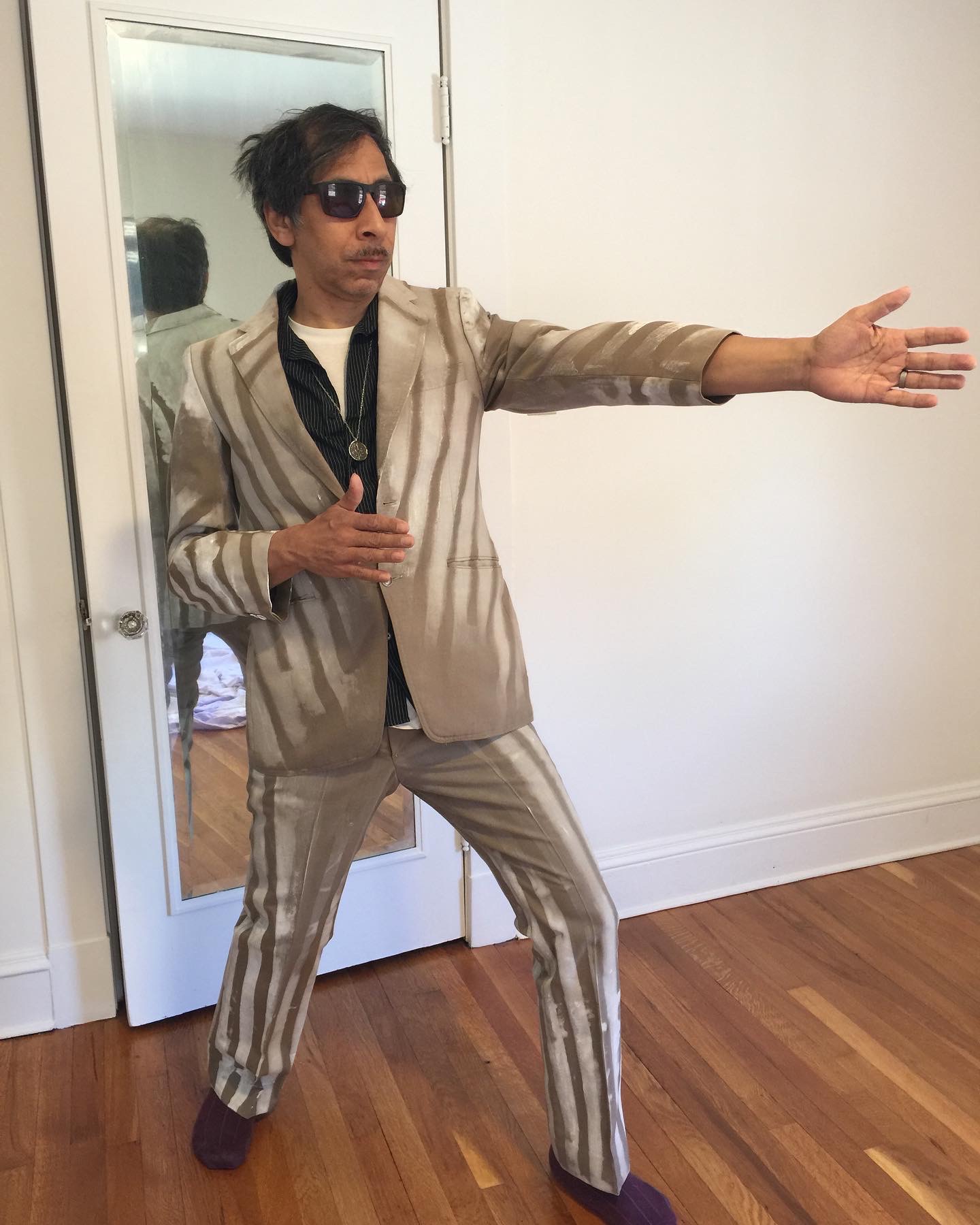 Suit (2)